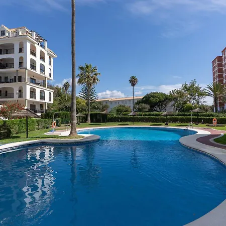 952 Marina Duquesa * Manilva