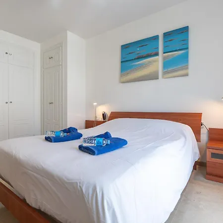 952 Marina Duquesa Apartment *