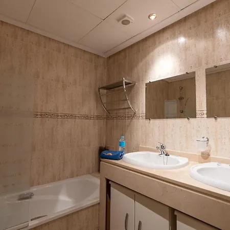 Apartment 952 Marina Duquesa *